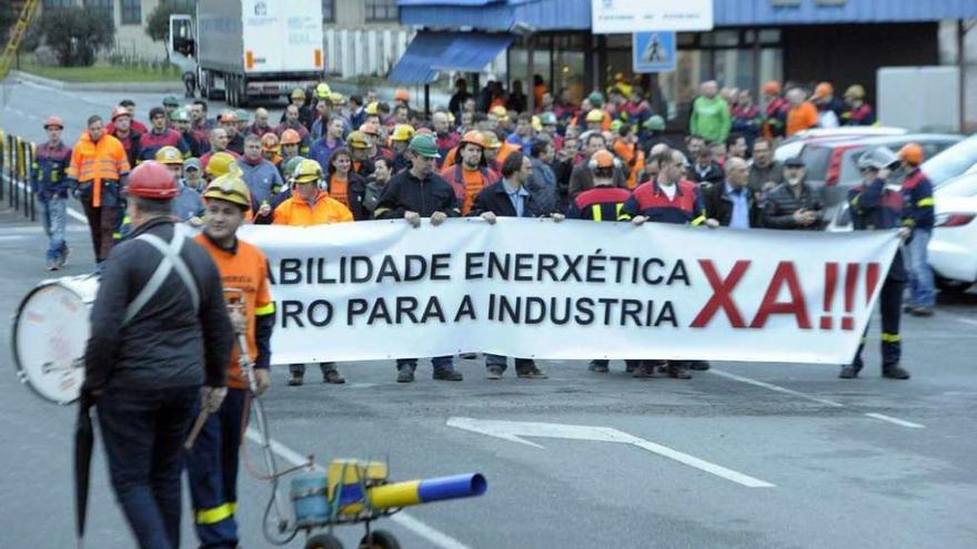 La plantilla de Alcoa, en su última manifestación, el pasado día 18.