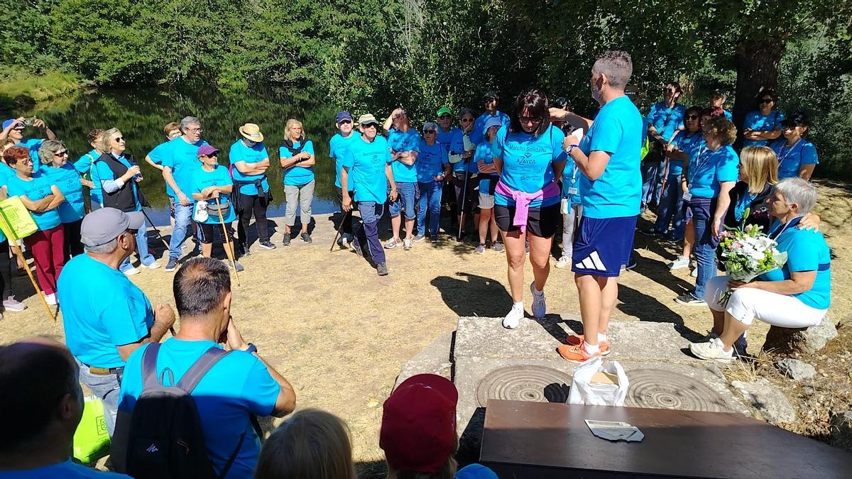 Puebla se viste de azul en su marcha solidaria en beneficio de Azayca Puebla se viste de azul en su marcha solidaria en beneficio de Azayca