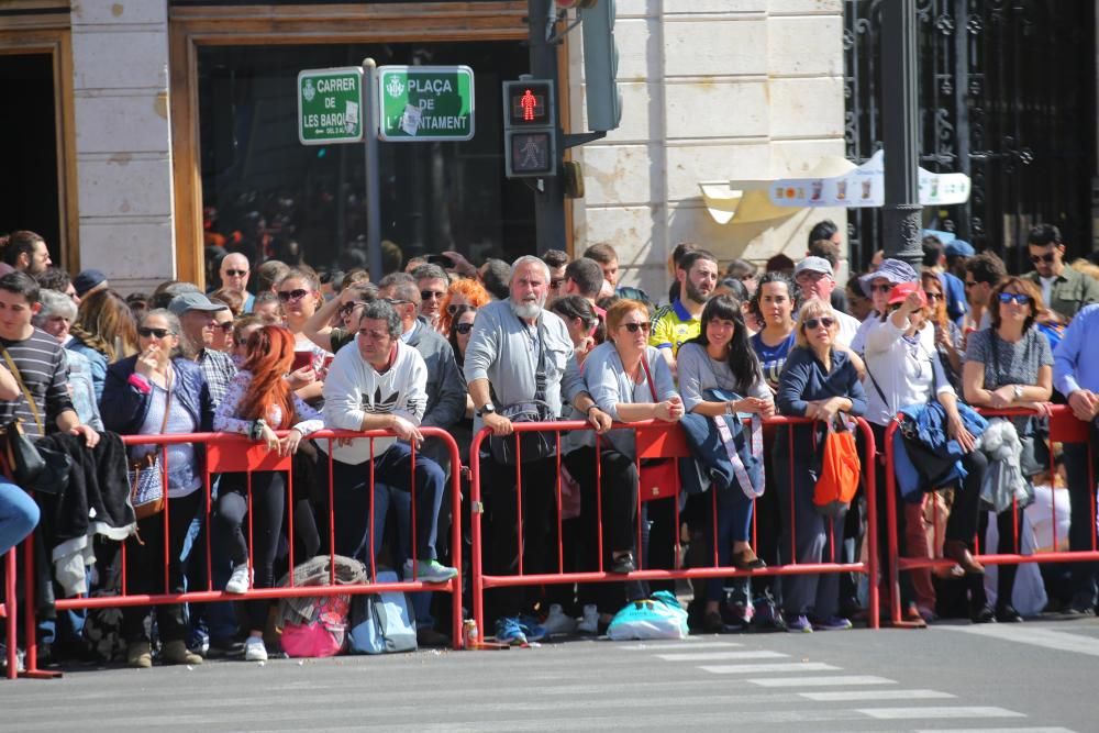 Búscate en la mascletà del 6 de marzo