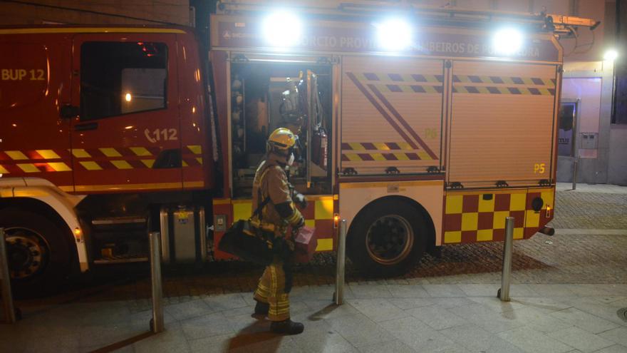 Rescatan a una mujer que se cayó en las inmediaciones del Con de Tres Pés de A Illa