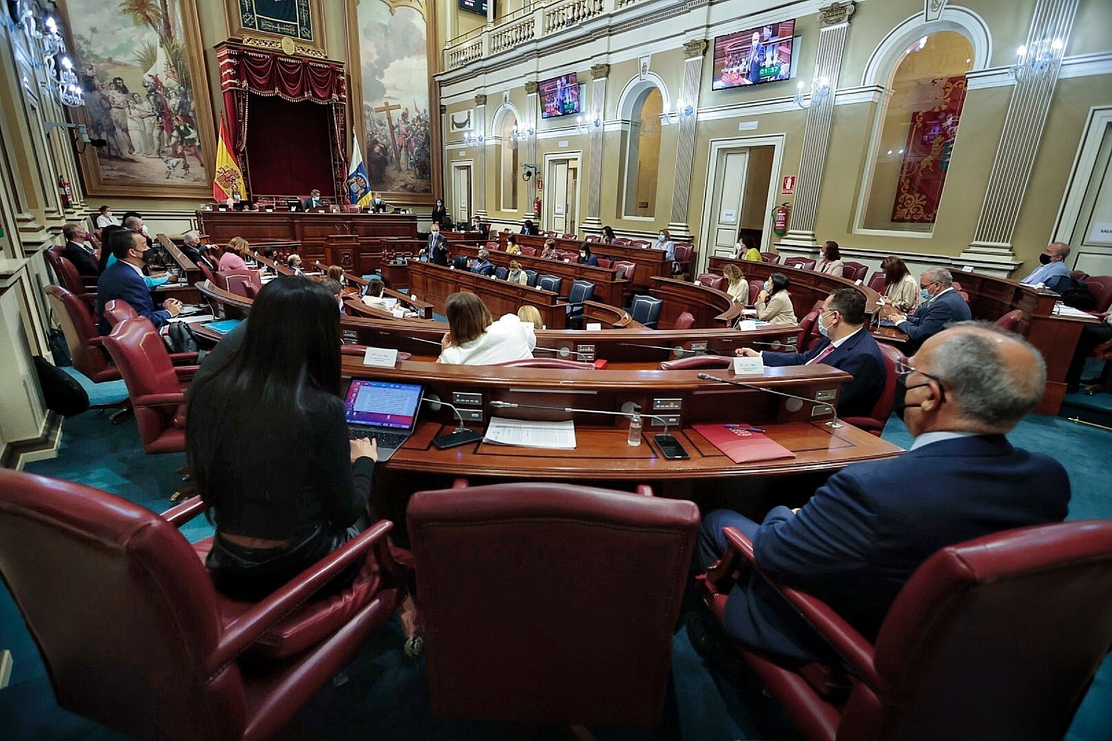 Pleno del parlamento de Canarias