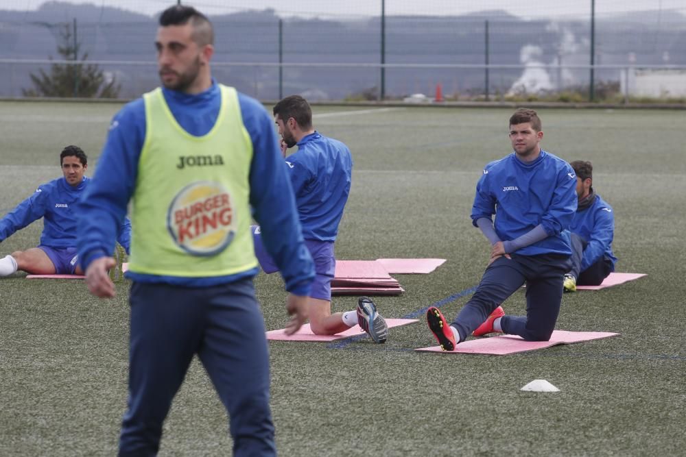 Entrenamiento del Real Avilés en Miranda