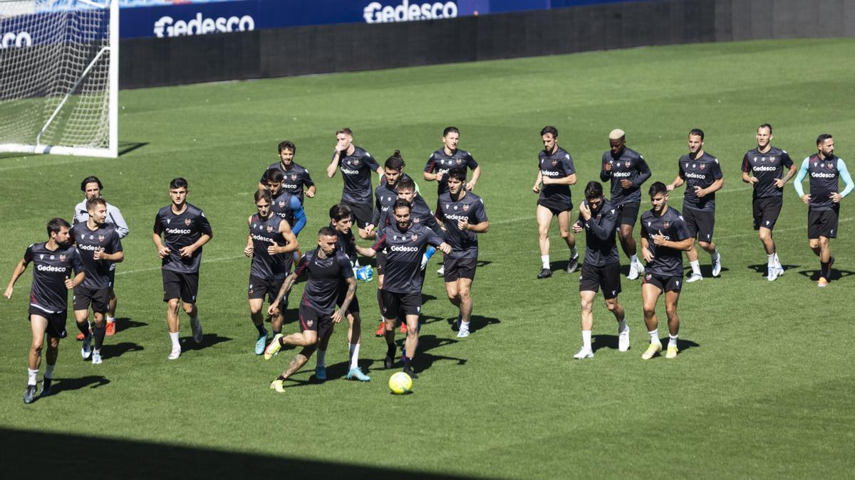 Entrenamiento del Levante UD