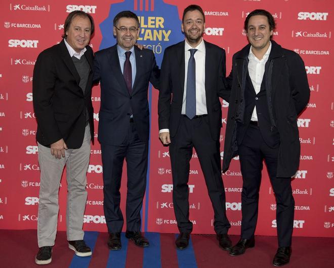 Gabriel Masfurroll y su hijo, junto a Bartomeu y Folch