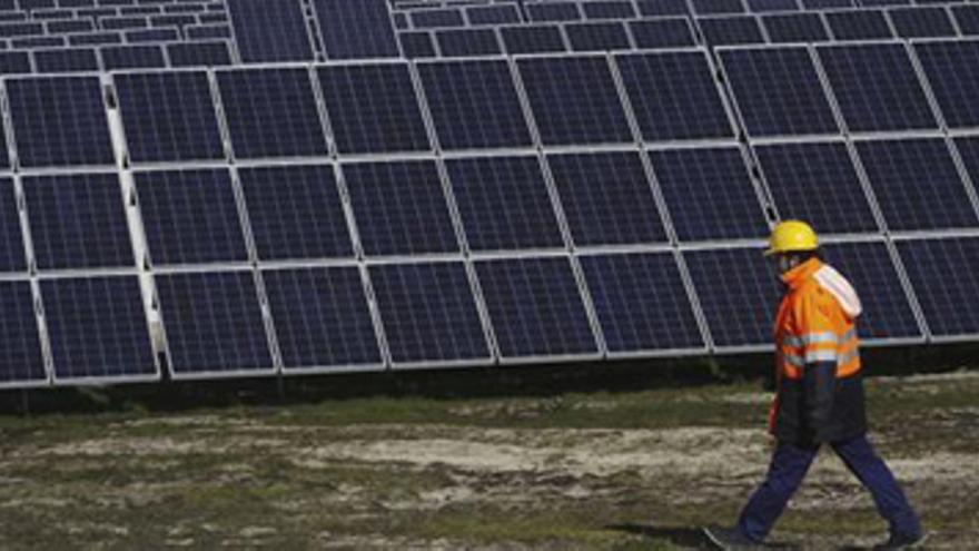 Extremadura perderá al año 94 millones por el &#039;recorte&#039; fotovoltaico