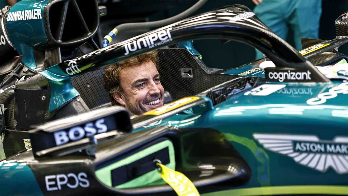 Alonso, relajado y feliz en su etapa en Aston Martin