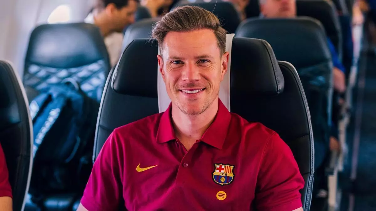 Ter Stegen, Araujo y De Jong, incluidos en la convocatoria de Flick para el 'stage' en Inglaterra