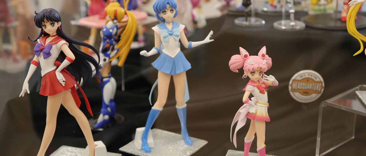 Figuras de personajes de anime, cómics y videojuegos en el Festival del Manga de Las Palmas