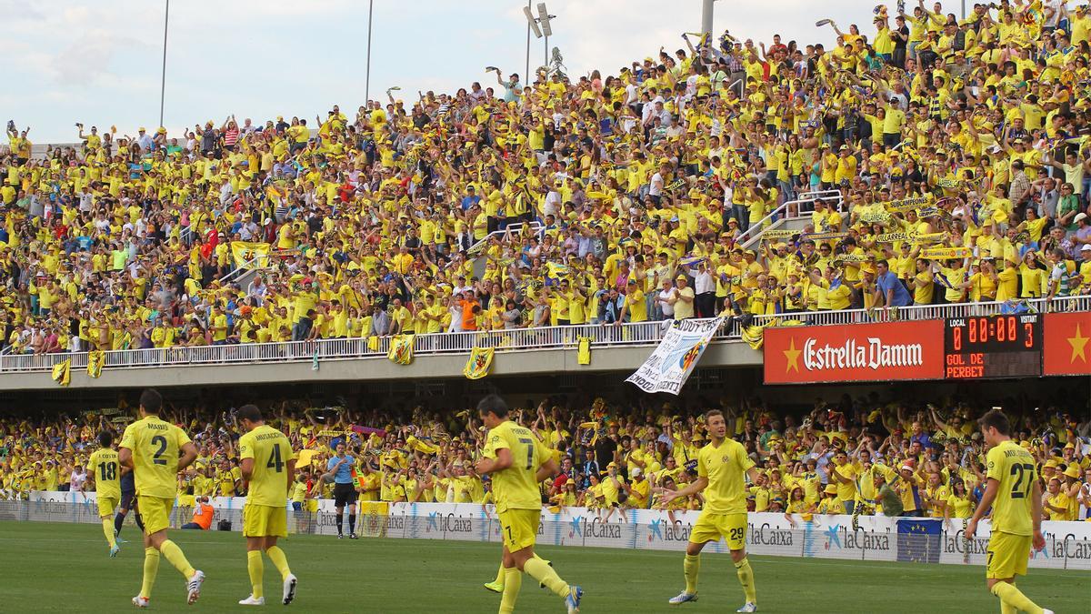 El desplazamiento al Miniestadi de Barcelona, en 2013.