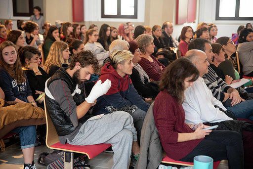 Presentació  del  servei d'Atenció Integral LGTBI a Manresa i Bages