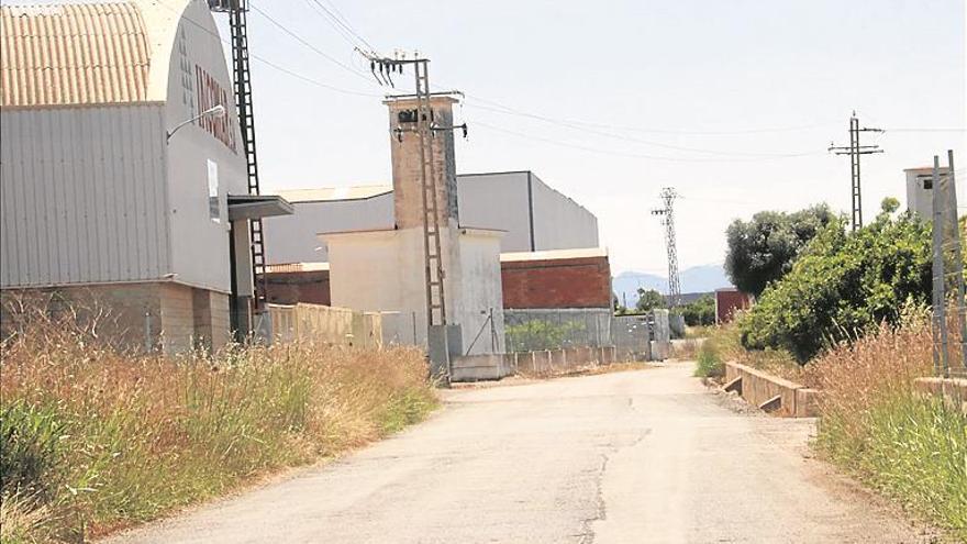 Desbloquean la urbanización de las naves y parcelas en el vial de Nules