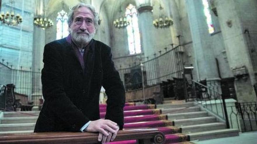 El mestre igualadí Jordi
Savall va presentar el 
concert a la Seu.  arxiu/o.bayona