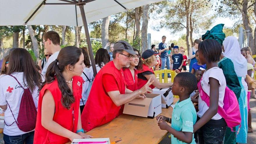 Cruz Roja se lleva de colonias a 135 niños