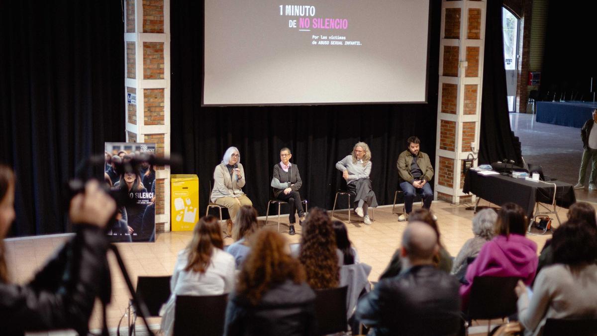 Presentación de la campaña "Un Minuto de No Silencio"