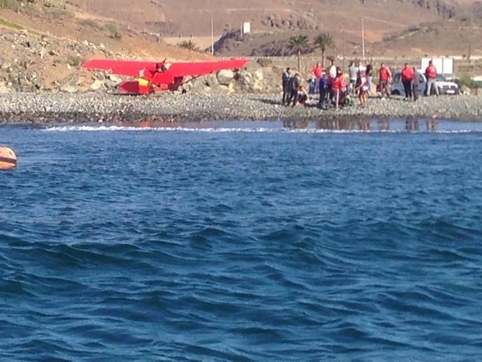 Cae una avioneta cerca de la Playa de Tarajalillo