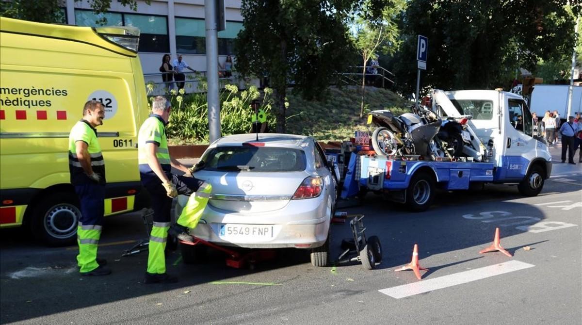 icoy35135018 accidente passeig valldaura160815202732 icoy35135018 accidente passeig valldaura160815202732