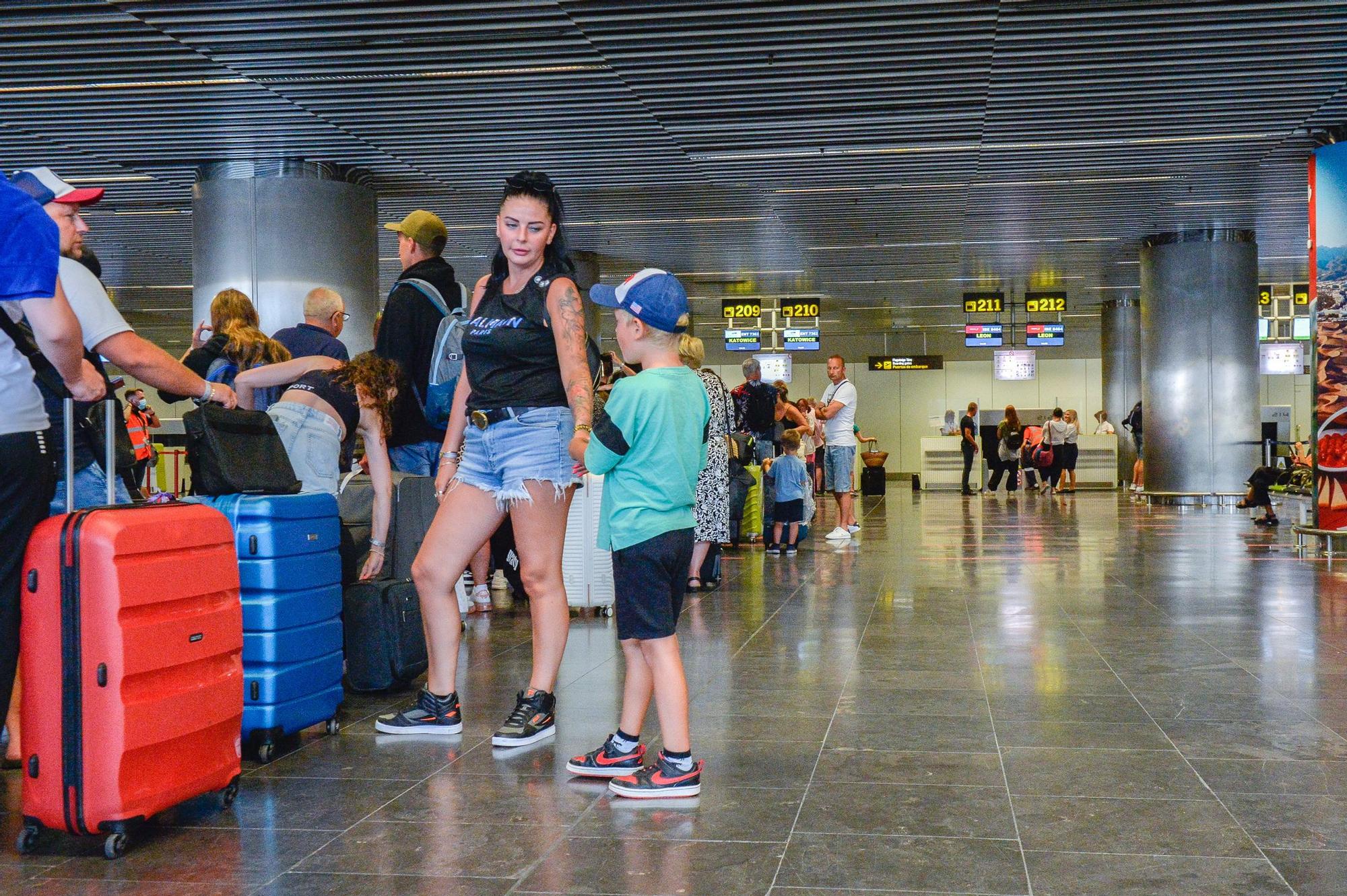 Huelga de compañías aéreas ben el Aeropuerto de Gran Canaria