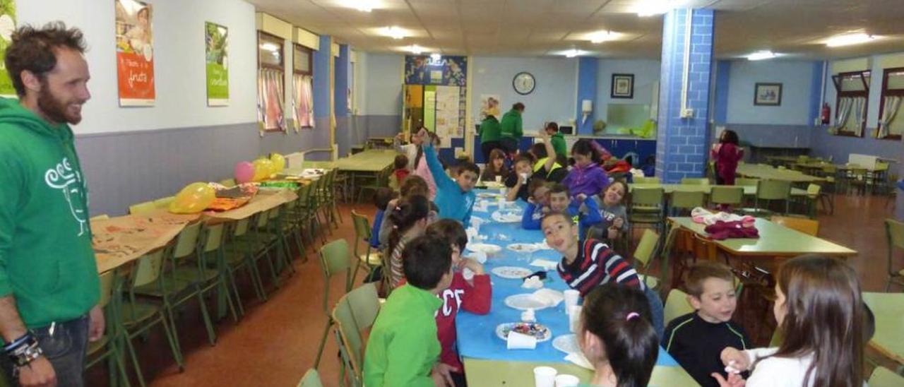 Un taller con niños en Llanera.