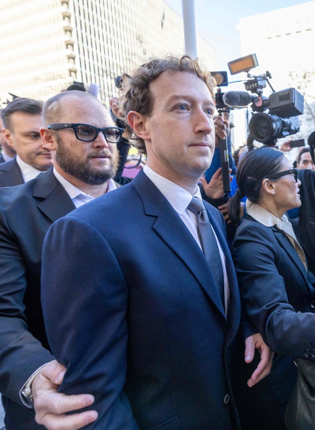 Mark Zuckerberg, ahir abans de declarar davant la jutge a Los Angeles. |  JILL CONNELLY / GETTY IMAGES / AFP