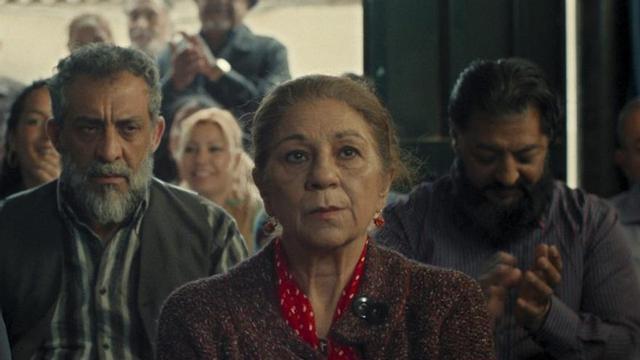 Szene aus dem Film: La Chusa wird von Lolita Flores (Mi.) gespielt.