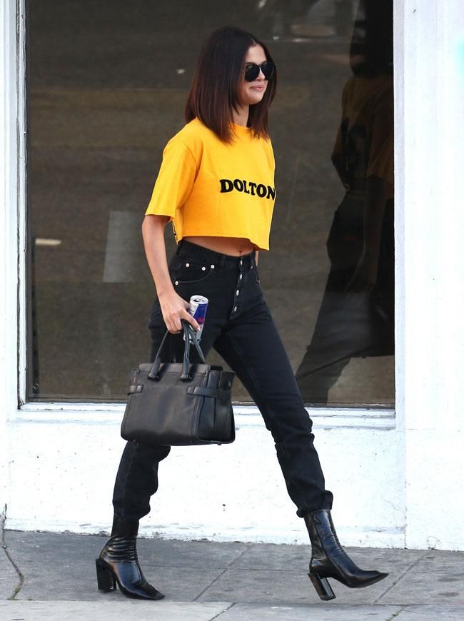 Look de Selena Gomez en Los Ángeles