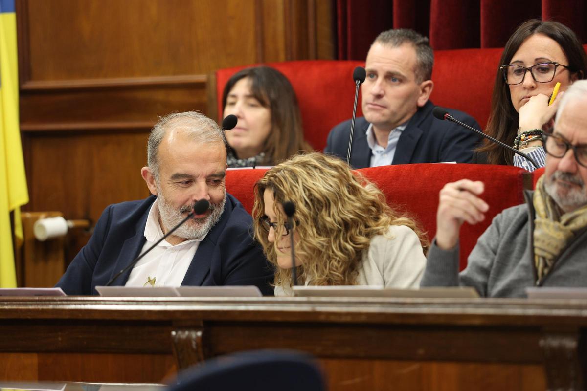 El Ayuntamiento de Alcoy pide al Consell que declare el área de salud como de difícil cobertura El Ayuntamiento de Alcoy pide al Consell que declare el área de salud como de difícil cobertura