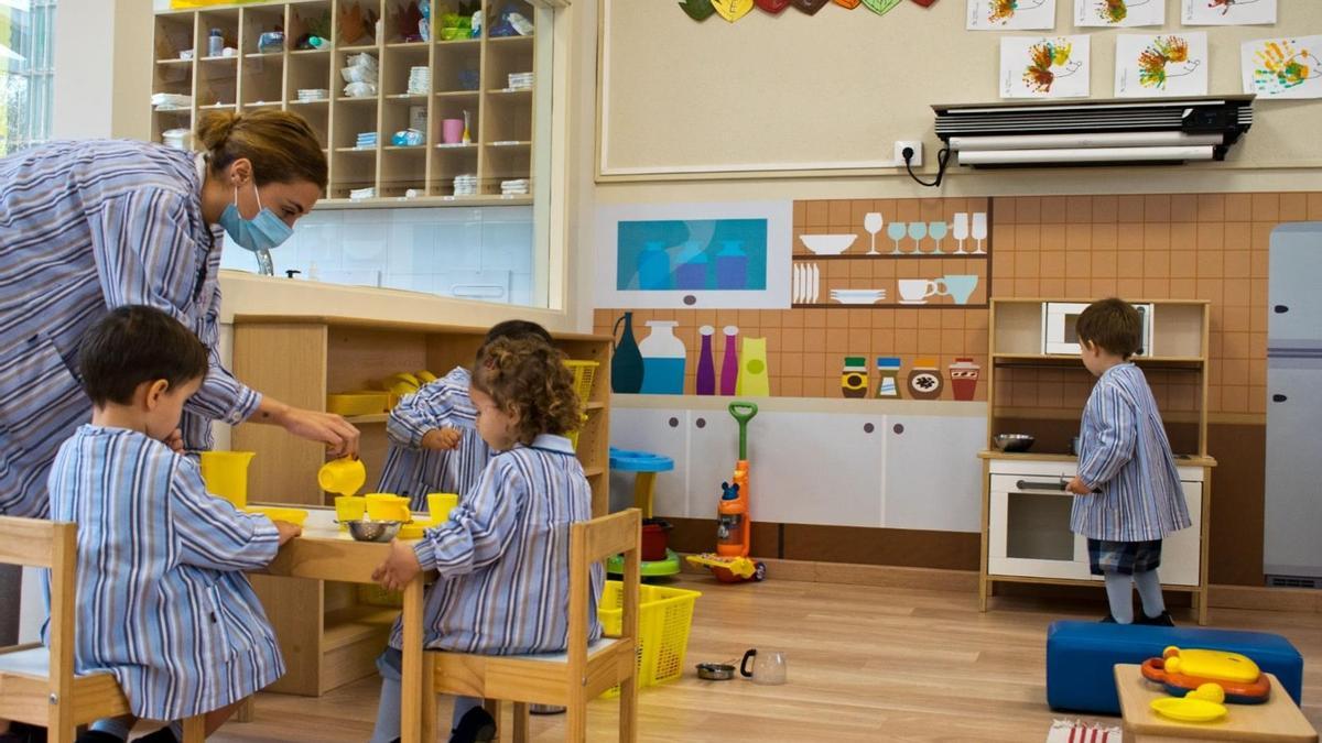 Un dispositivo Biow en un aula del colegio San Fernando de Avilés