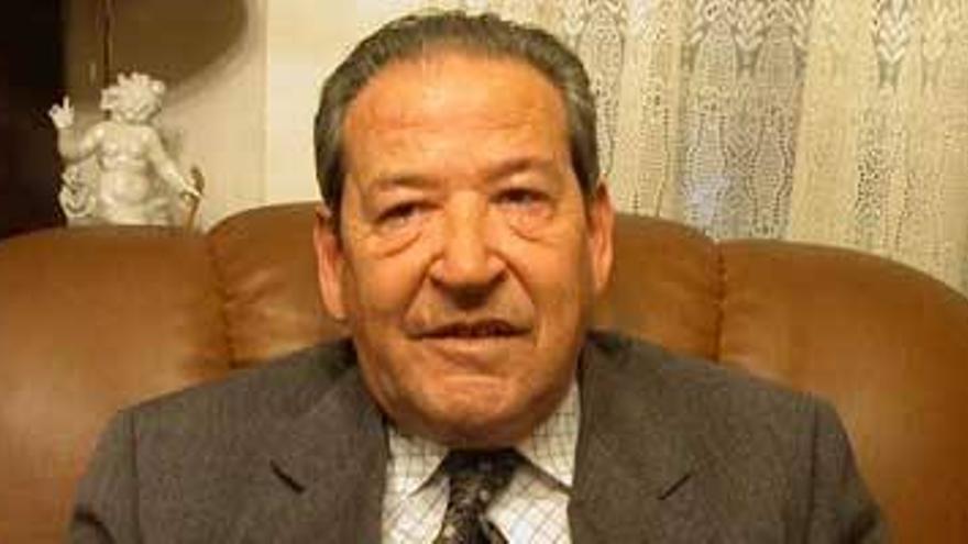 Fallece Juan Bazaga, histórico de la política en Extremadura