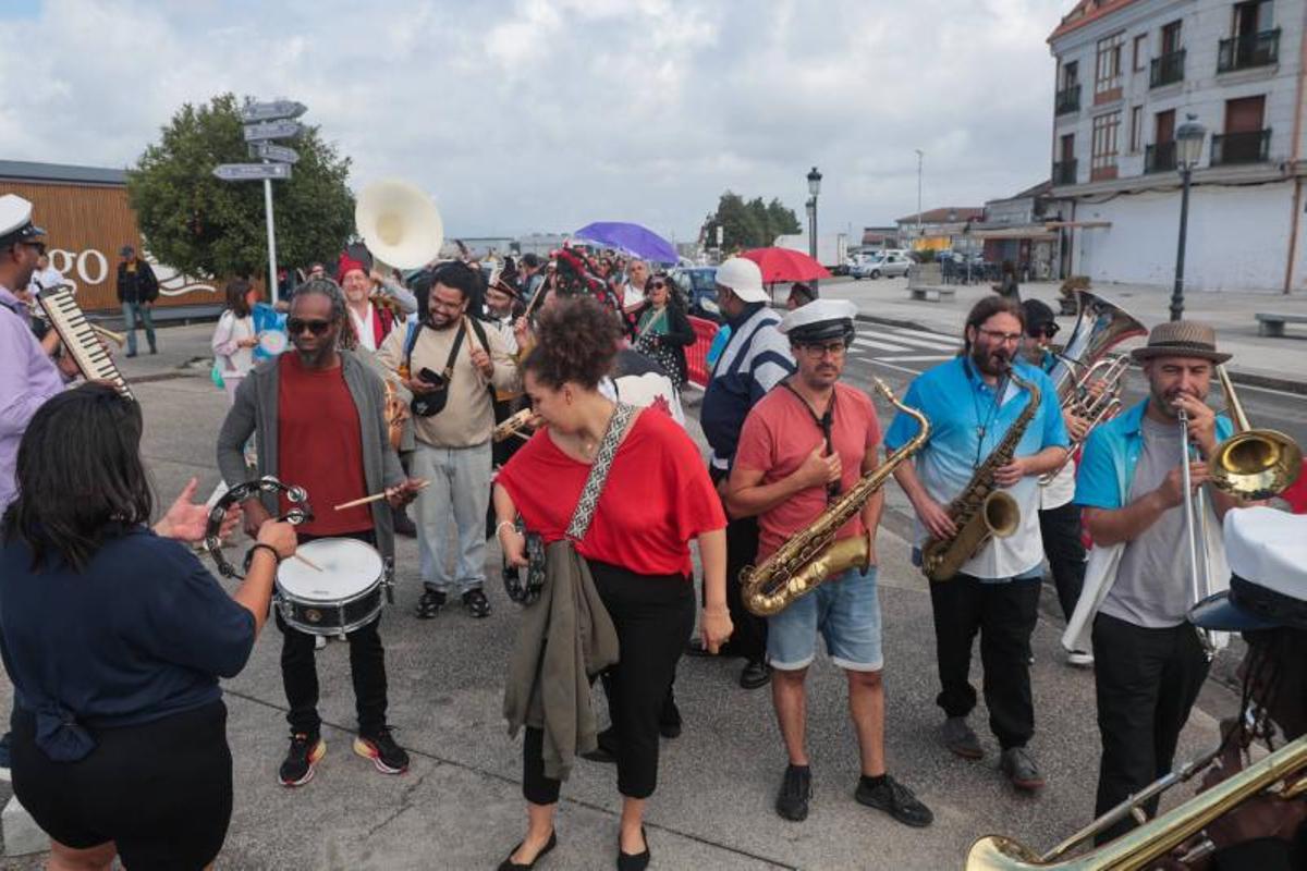El ambiente festivo vivido en Vilanova.