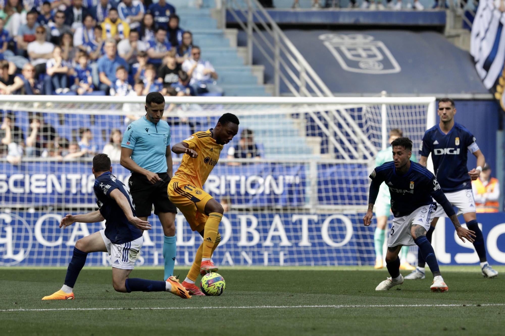 EN IMÁGENES: La remontada del Oviedo frente a la Ponferradina y el gran ambiente en el Tartiere