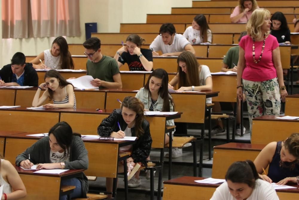 La EBAU se estrena en Málaga para 2.700 alumnos con el examen de Lengua Castellana y absoluta normalidad en las 17 sedes de la provincia