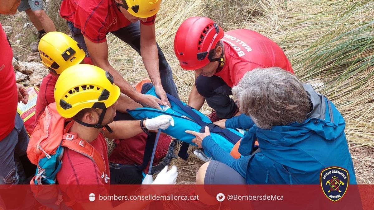 Bombers de Mallorca durante un rescate, en una imagen de archivo.