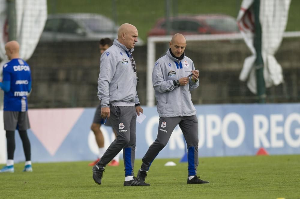 La plantilla vuelve a los entrenamientos para preparar el encuentro del sábado contra el Alcorcón en Riazor. Volverán a estar disponibles Gaku Shibasaki, Vassilis Lampropoulos y Javier Montero.