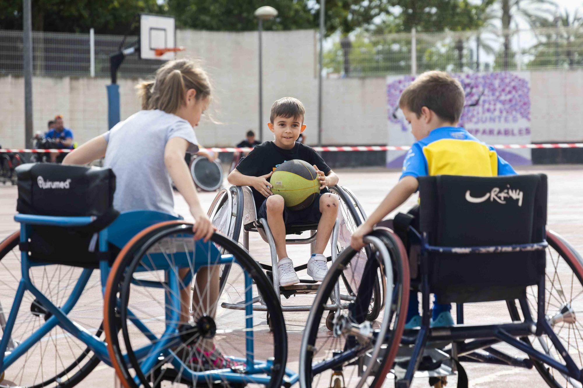 Así ha sido el día del deporte adaptado en el CEIP Tomás de Villaroya