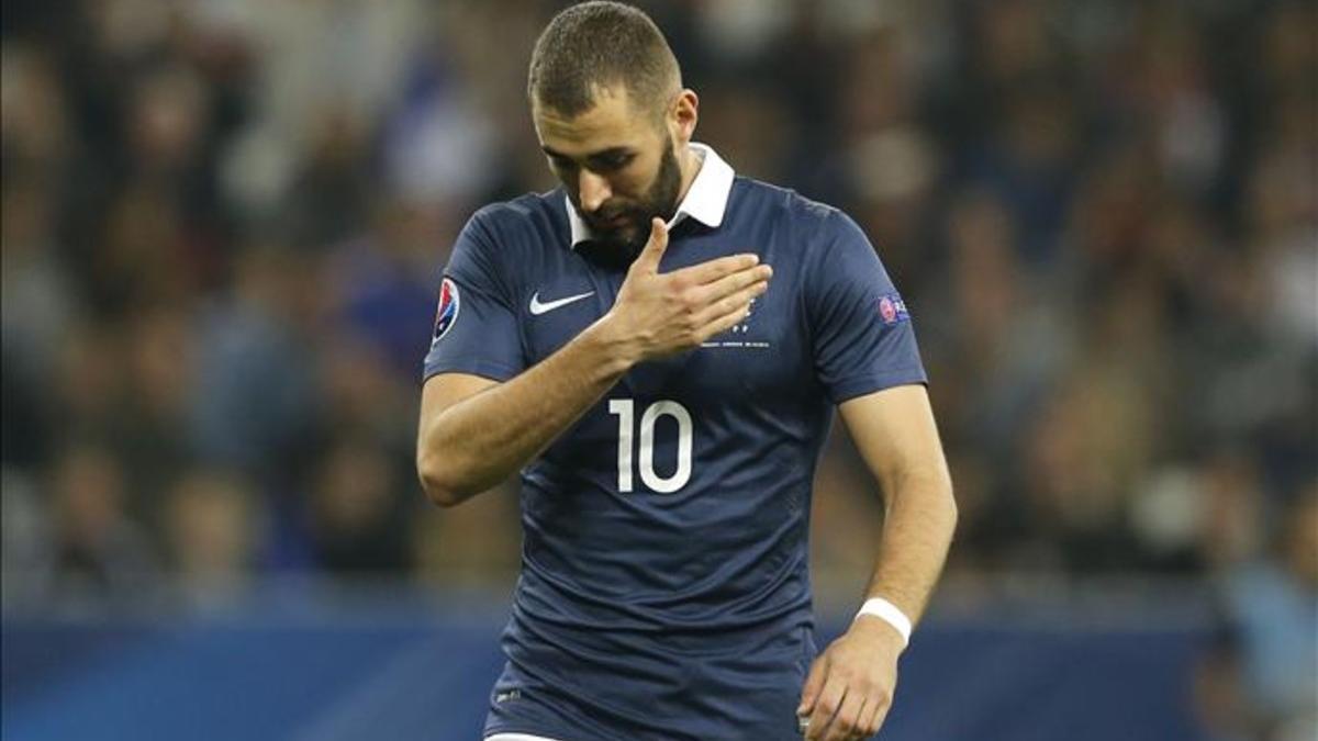 Karim Benzema sigue apartado de la selección francesa