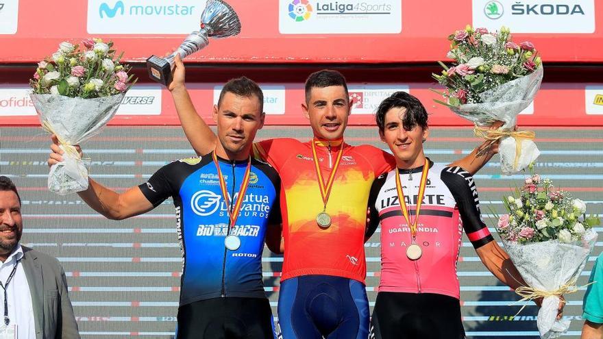 Sebastián Mora logra dos medallas en el Nacional de Pista