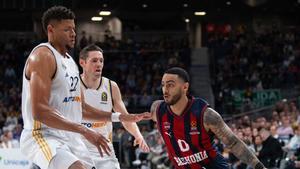 Markus Howard brilló en la victoria de Baskonia en el Wizink