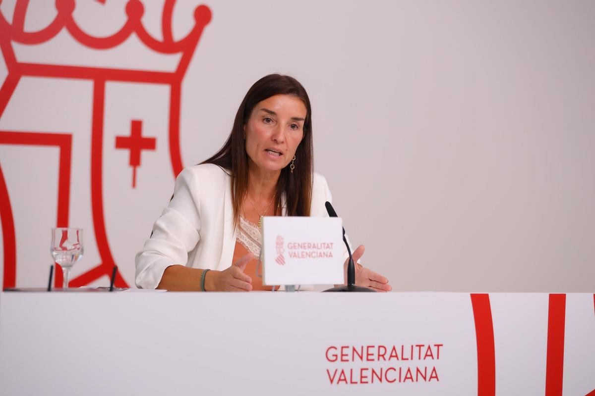 La portavoz del Consell, Ruth Merino, comparece ante los medios tras el pleno. CONSELLERA DE HACIENDA RUTH MERINO