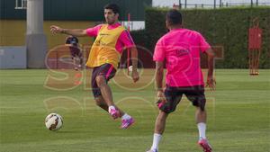 El primer entrenamiento de Luis Suárez en el Barça