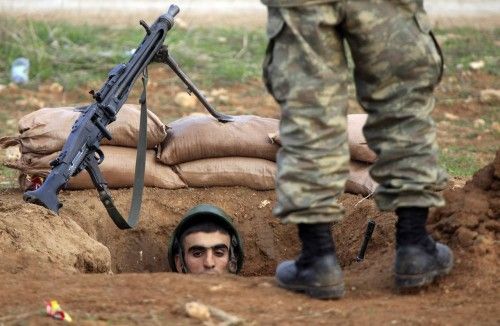 Soldados turcos en la frontera con Siria