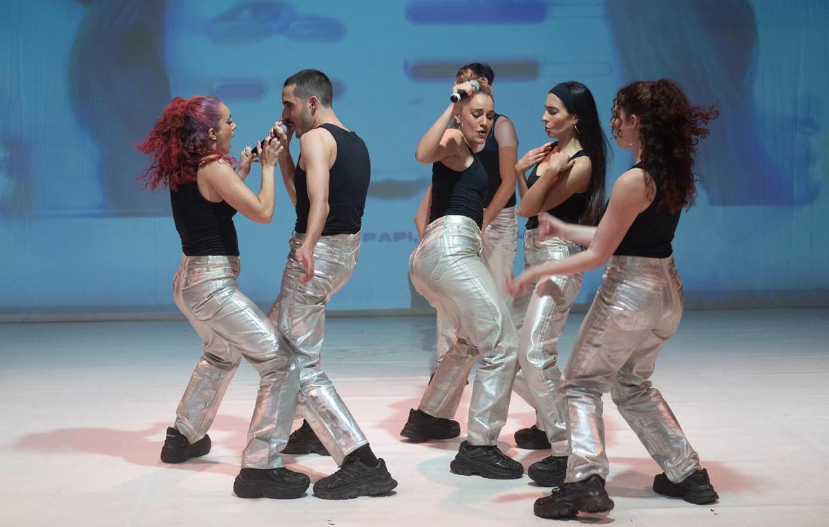 "Caribe Mix '23" de Mar Garcia i Javi Soler, que mostra "l'altra cara de la Pop-Star"