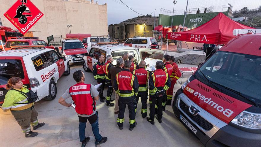 El incendio de Tàrbena se da por estabilizado y los vecinos desalojados podrán ir retornando a sus viviendas