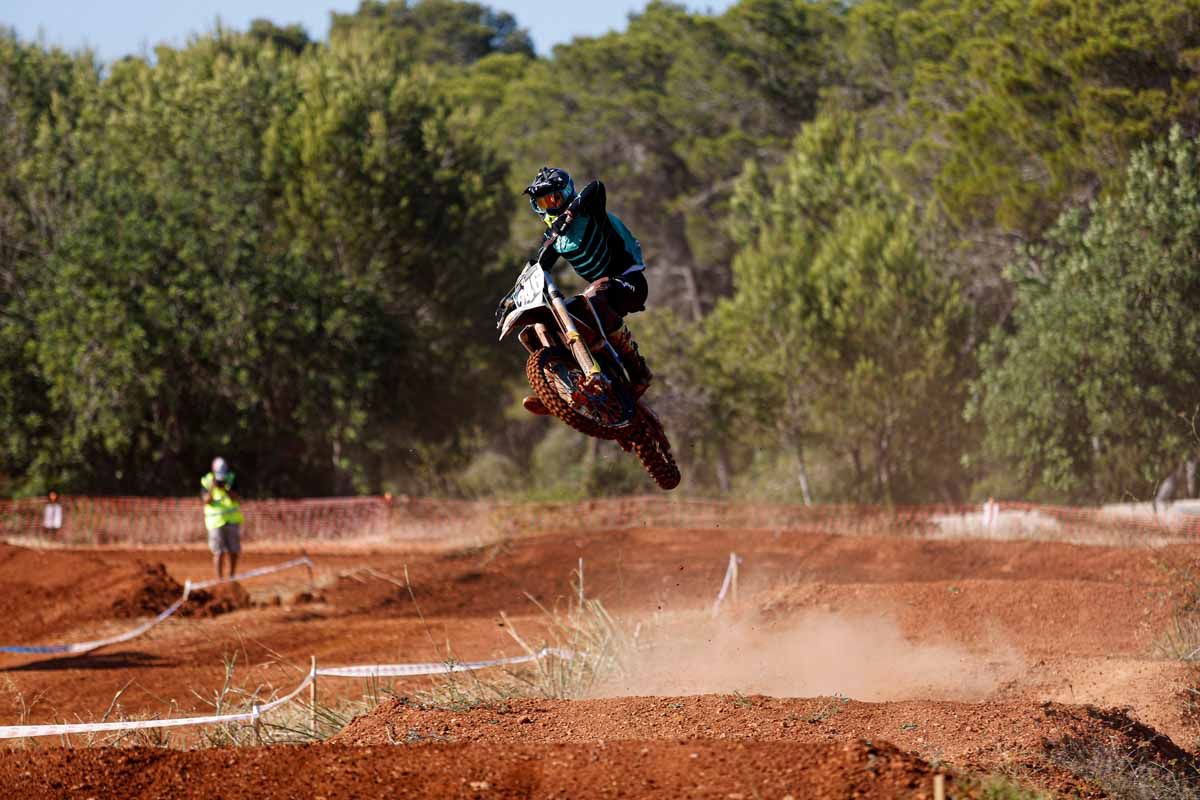 Motocross para valientes en Santa Eulària