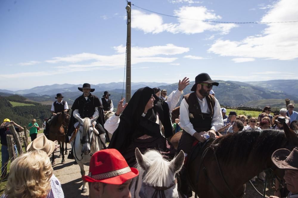 Boda vaqueira en Ariestebano