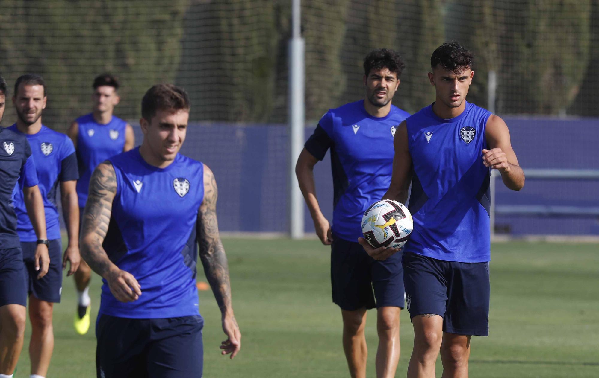 Sesión en Buñol del Levante UD