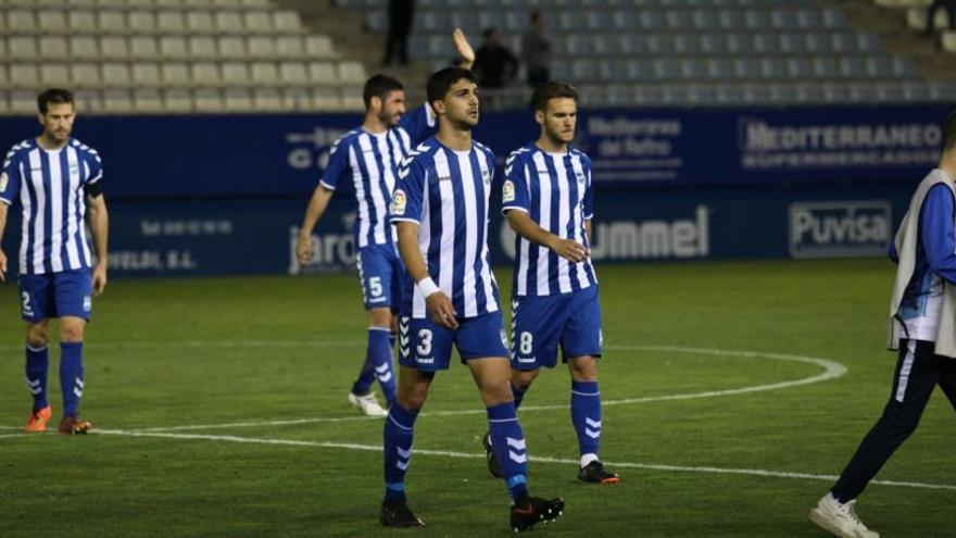 El Lorca gana el mismo día de su descenso