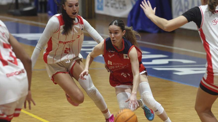 Dimitrijevic, en un duelo con Maristas. | Iago López