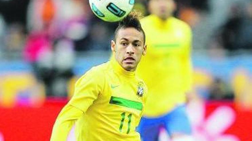 Neymar, en un partido con Brasil.