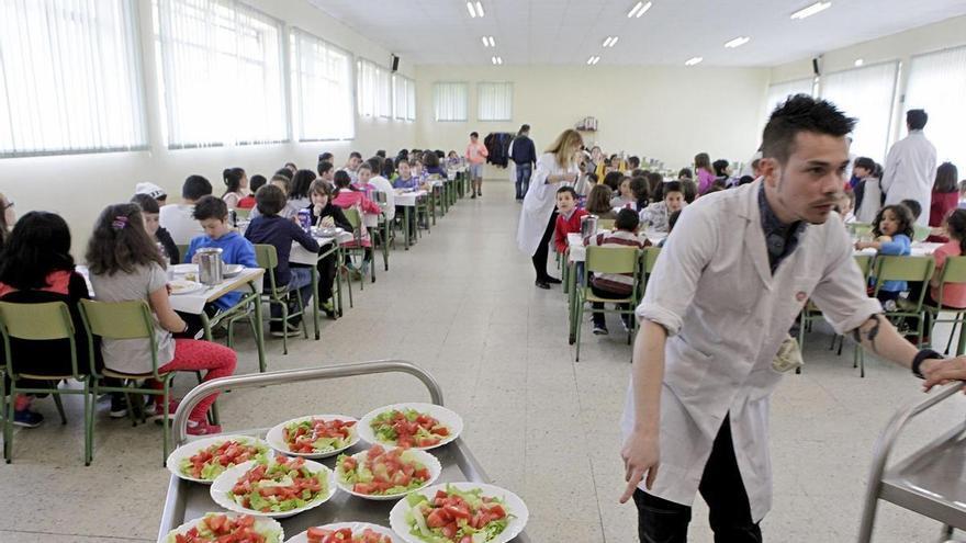 La promesa municipal ante la subida de precios del comedor escolar en Gijón: "Ningún alumno se quedará fuera por motivos económicos"