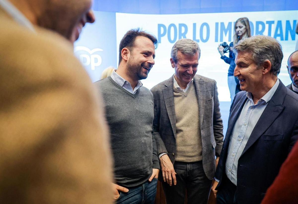 Álvaro Queipo, Alfonso Rueda y Alberto Nuñez Feijóo en la interparlamentaria de Galicia. | PP